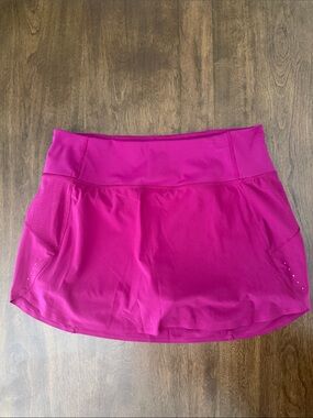 NWOT Athleta Run With It 14” Skort M